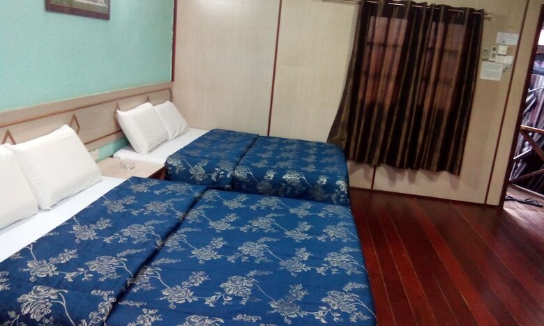 Hotel Purnama Beach Resort