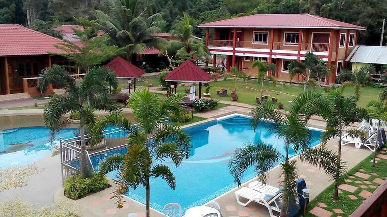 Hotel Purnama Beach Resort
