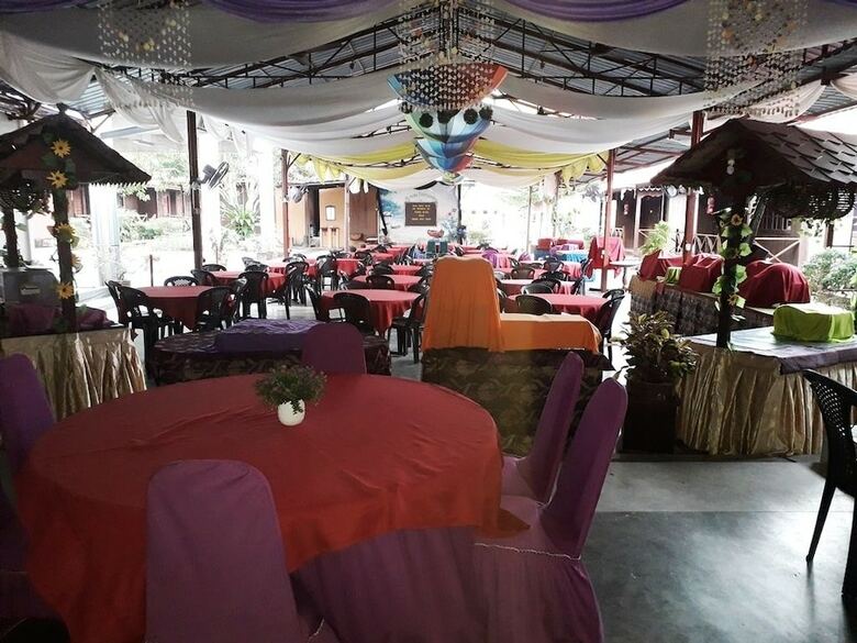 Hotel Purnama Beach Resort