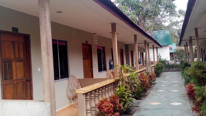 Hotel Purnama Beach Resort