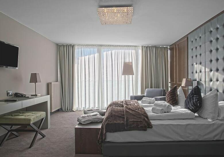 Hotel & Spa Wulfenia K�rnten