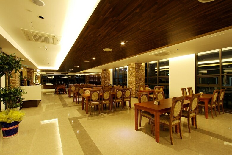 R.lee Suite Hotel Songdo