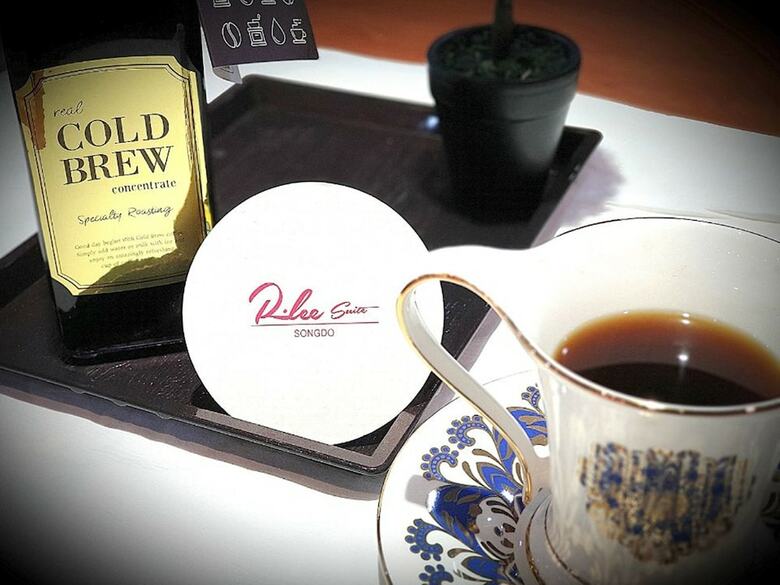 R.lee Suite Hotel Songdo