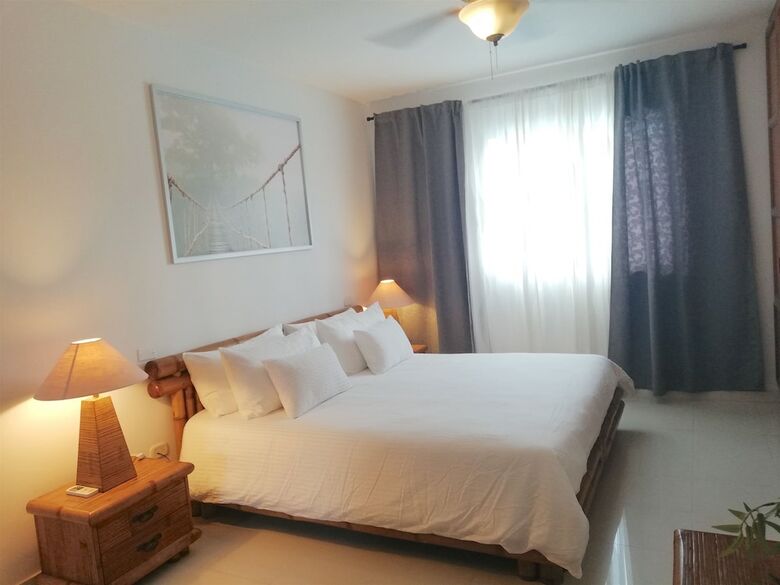 Villa Los Corales Tropical Beach Resort & Spa