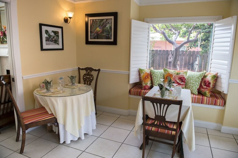 Bed & Breakfast Windemere Inn By The Sea