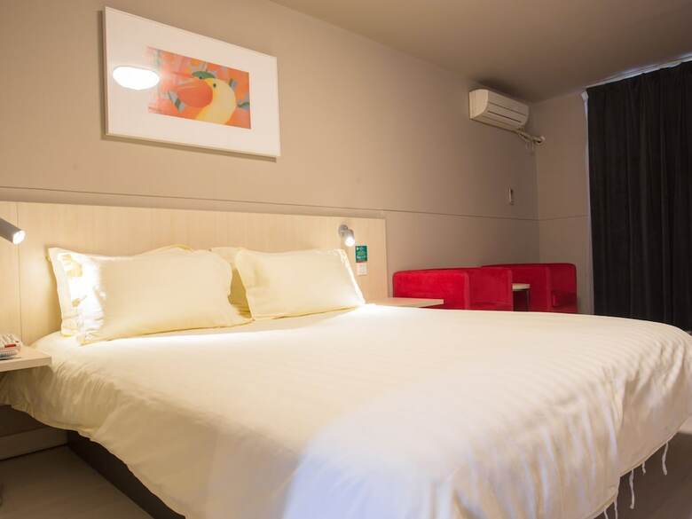 Hotel Jinjiang Inn Changzhi Bayi Square