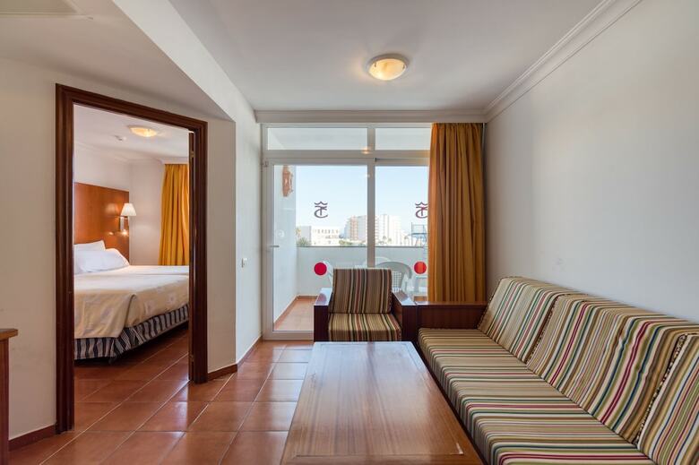 Aparthotel Apartamentos Dorotea