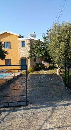 Akamas Villas - Villa Queen Evridiki