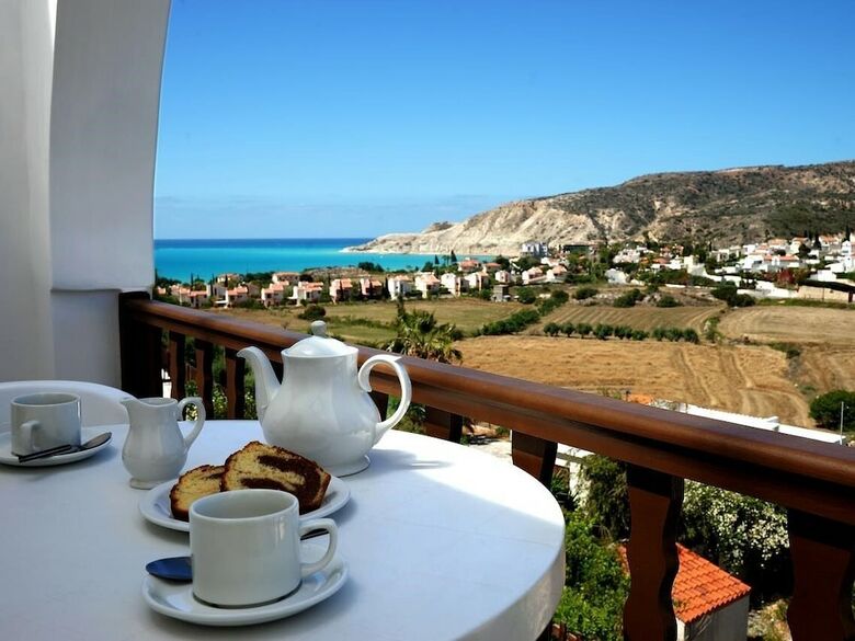 Skeleas Pissouri Apartments