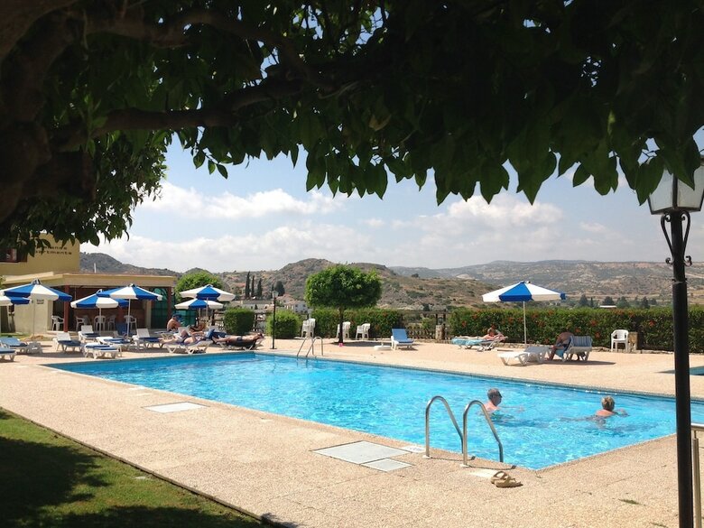 Skeleas Pissouri Apartments