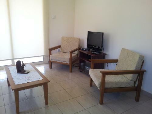 Lazaros Pissouri Apartments