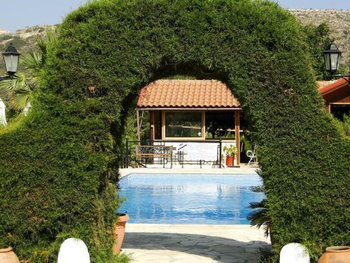 Ampelokipi Holiday Apartments