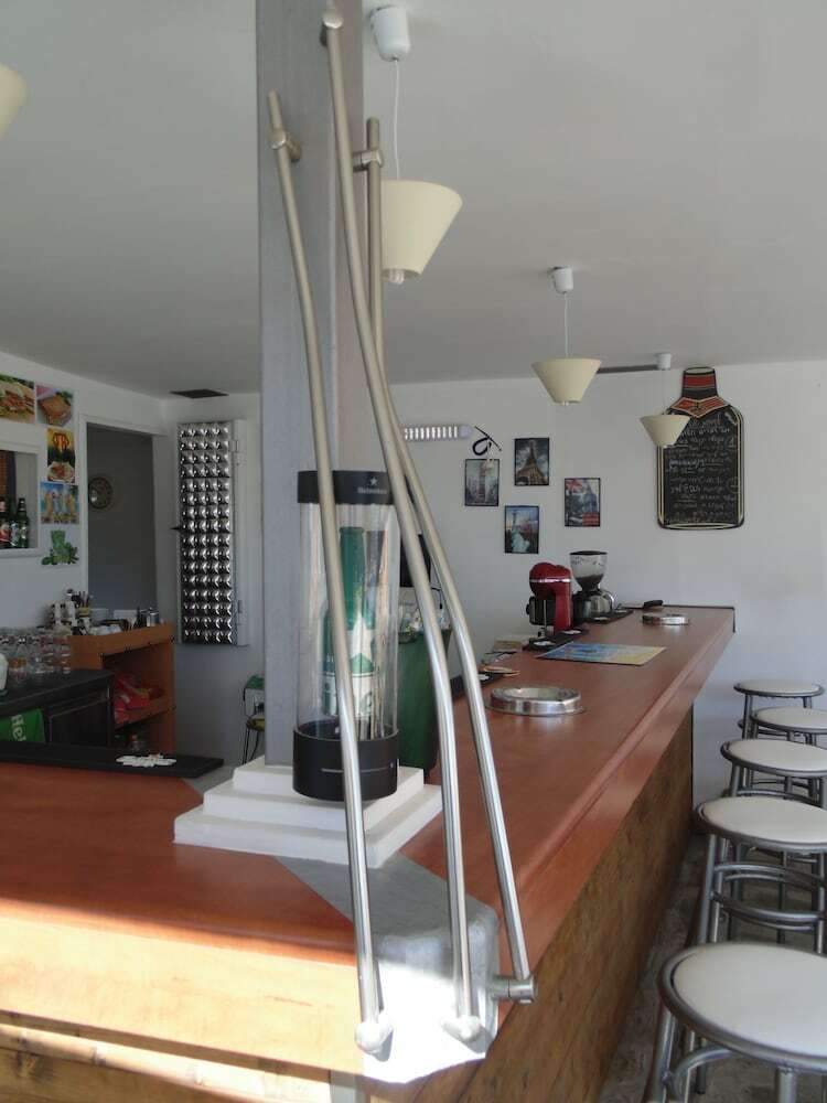 Aparthotel Family House Studios