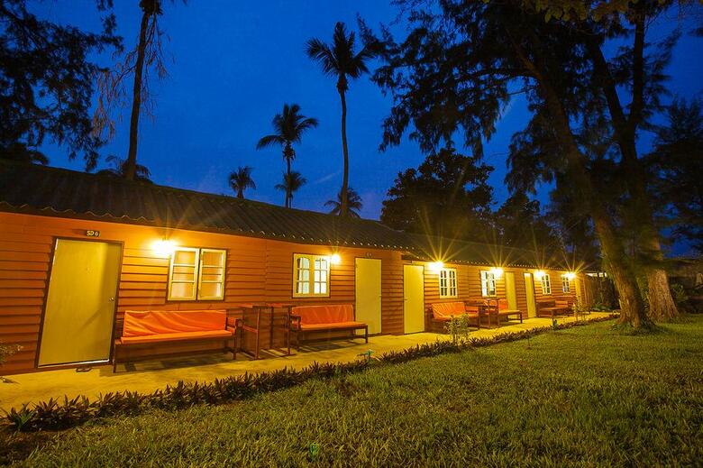 Hotel Salisa Resort