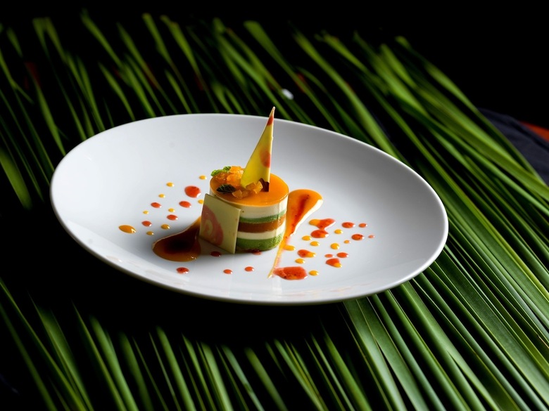 Apricot Hotel