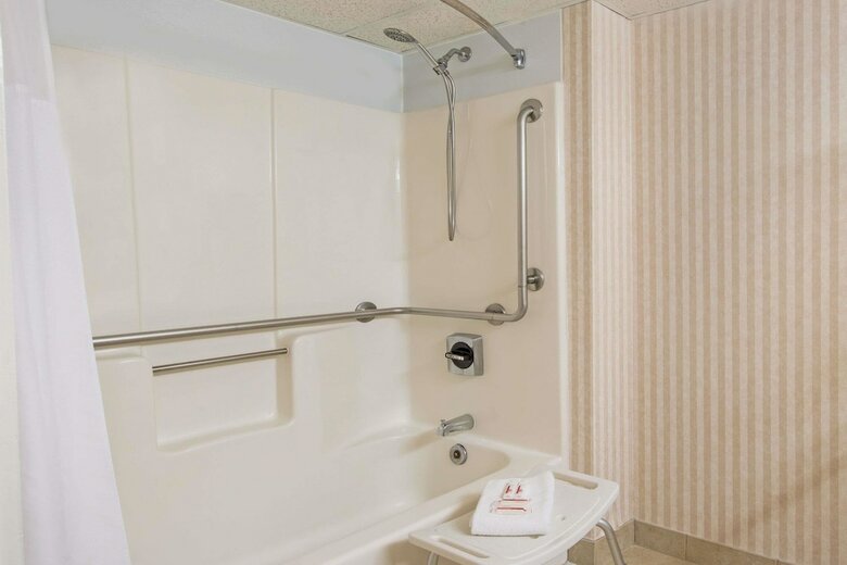 Hotel Baymont By Wyndham Bartonsville Poconos