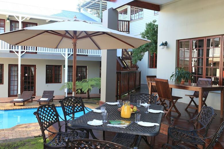 Hotel Loerie Guest Lodge