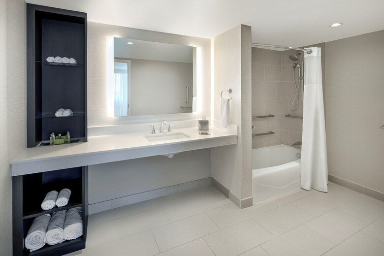 Doubletree By Hilton Hotel Deerfield Beach - Boca Raton