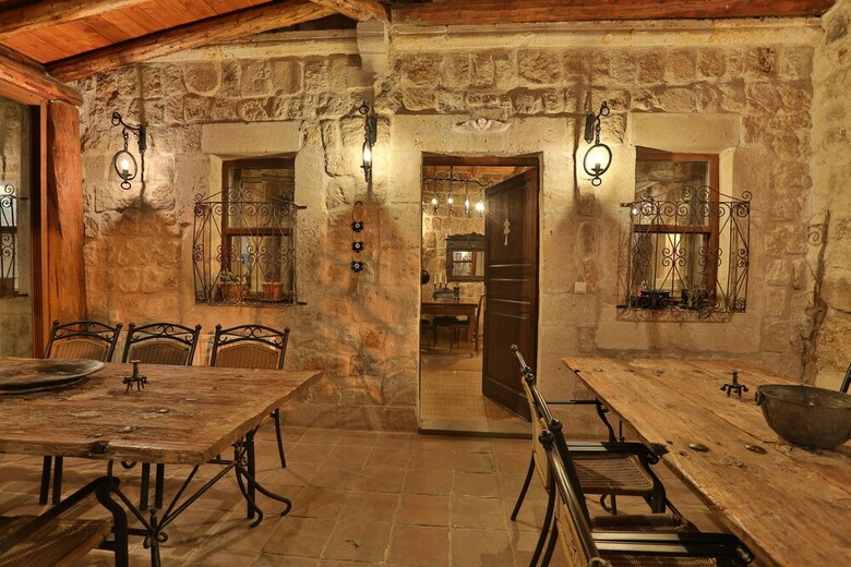 Meleklerevi Cave Hotel