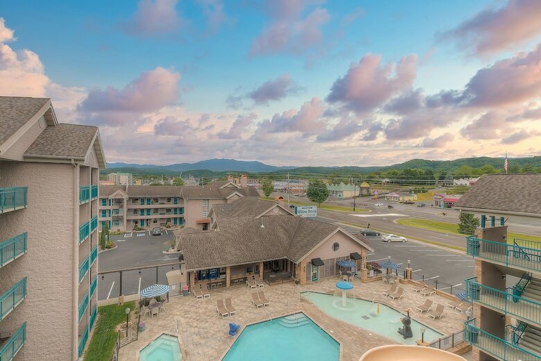 Hotel Accommodation By Willow Brook Lodge