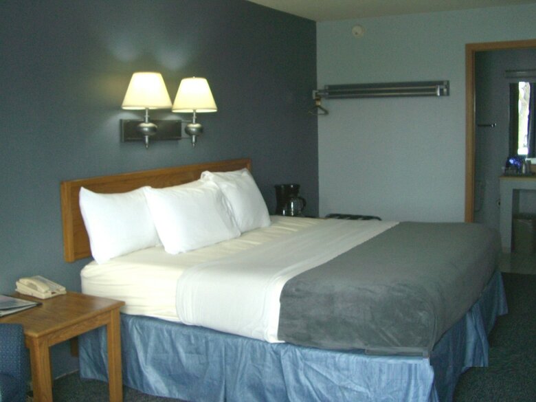 Hotel Quails Nest Inn And Suites