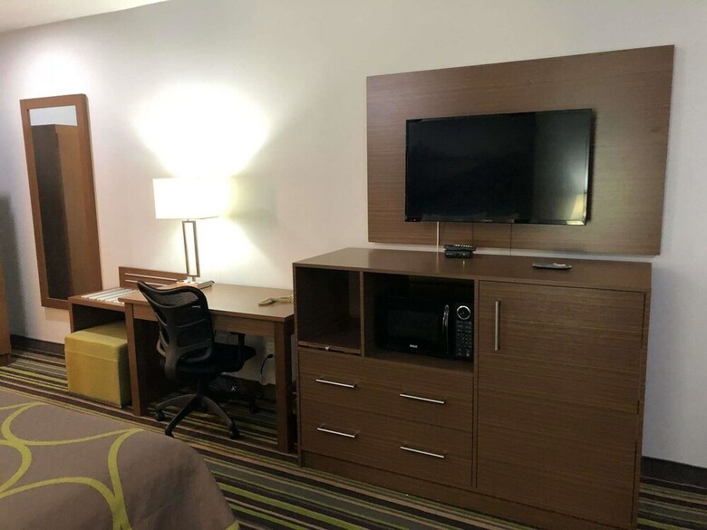 Motel Super 8 By Wyndham Windsor/dougall