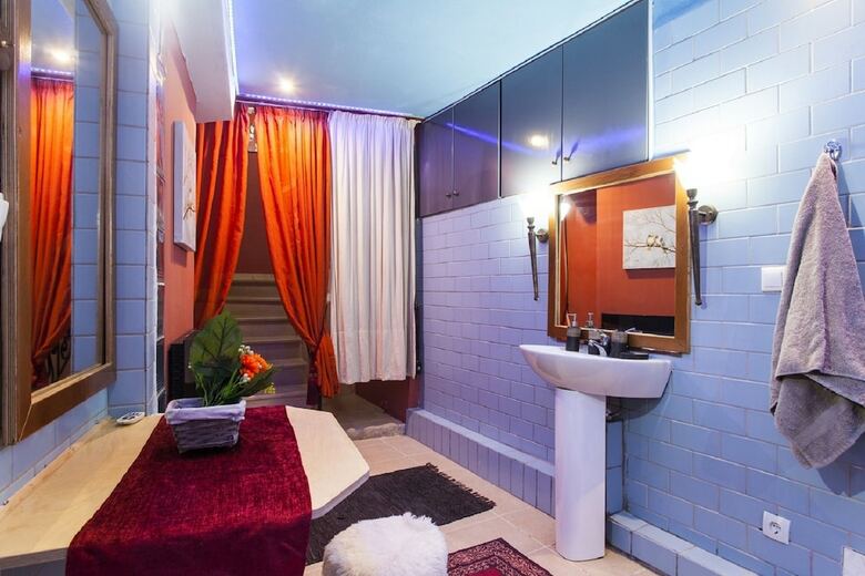 Aparthotel Estate Kares