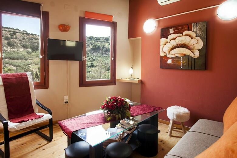 Aparthotel Estate Kares