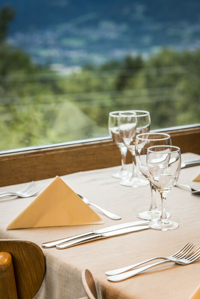 Hotel Caprice Des Neiges