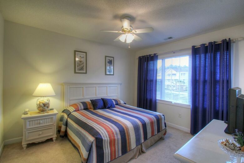 Barefoot Resort By Palmetto Vacations