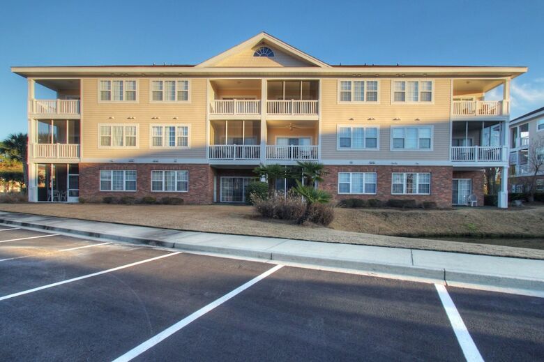 Barefoot Resort By Palmetto Vacations