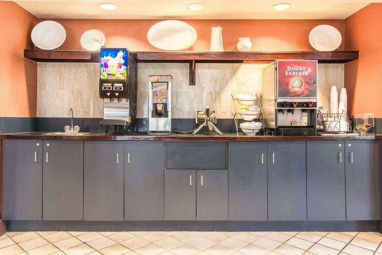 Hotel Baymont By Wyndham Cincinnati