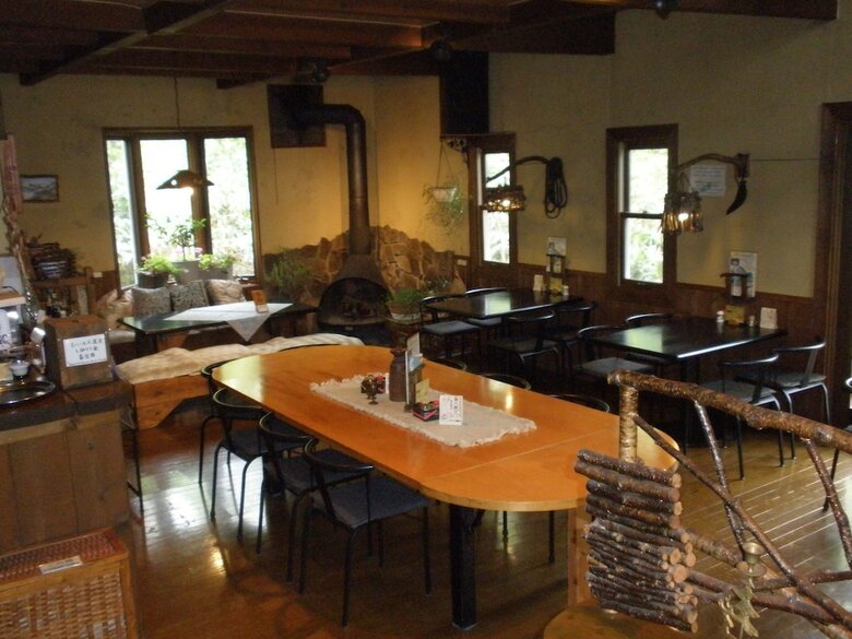 Bed & Breakfast Pension & Restaurant Bistare Kana