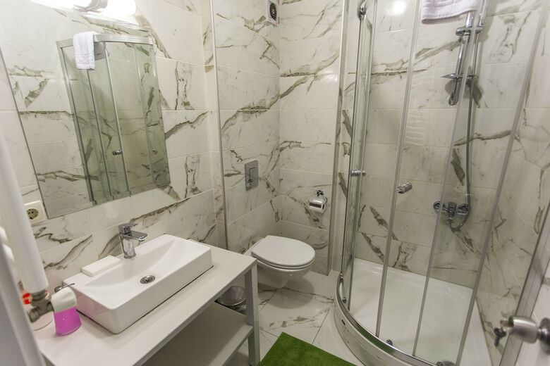 Cimen Apartments