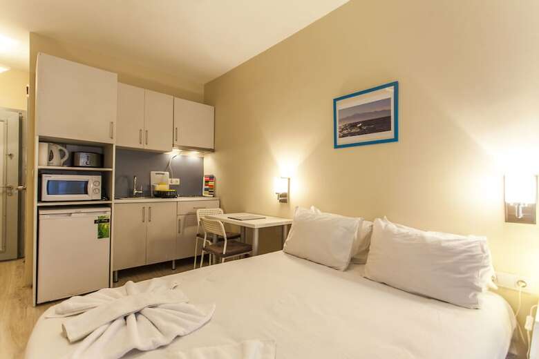 Cimen Apartments