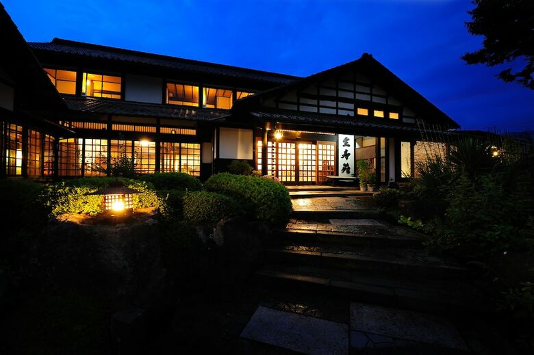 Sarugakyo Onsen Shojuen
