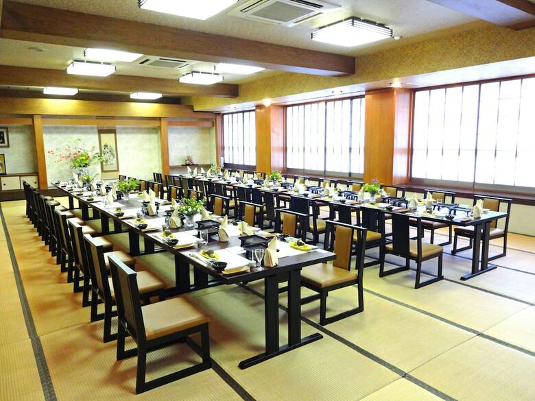 Riverside Hotel Shoei
