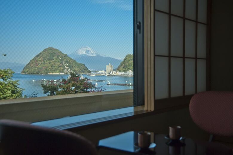 Izu Mitsuhama Syoutoukan