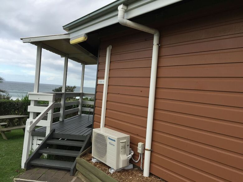 Cabana Shelly Beach Holiday Park