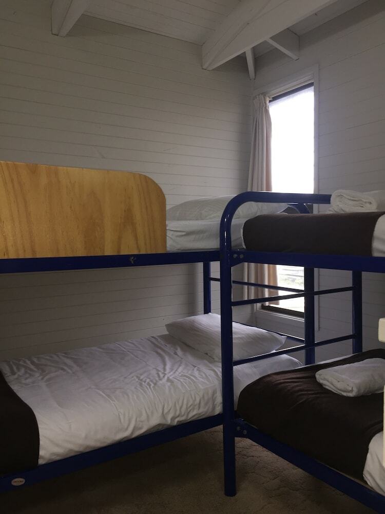 Cabana Shelly Beach Holiday Park