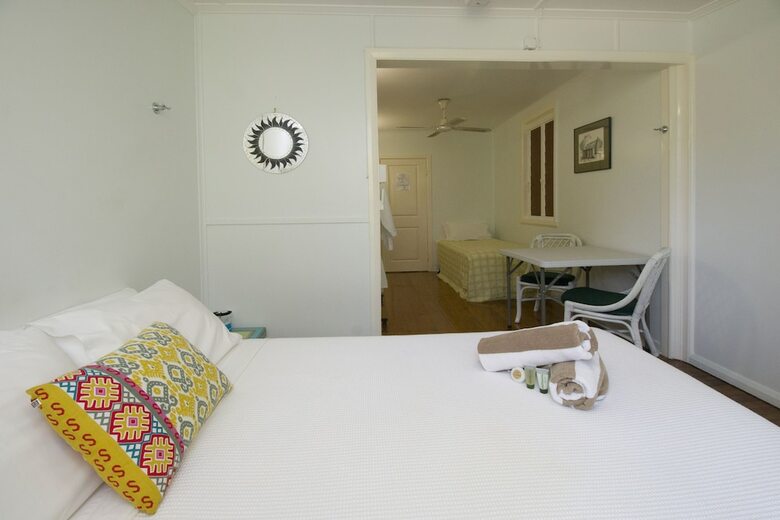Hotel Hillcrest Guest House Cooktown