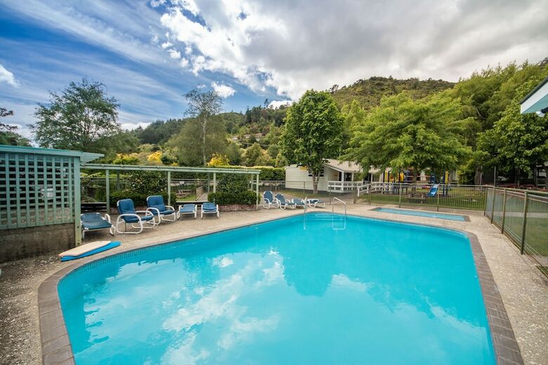 Picton Top10 Holiday Park