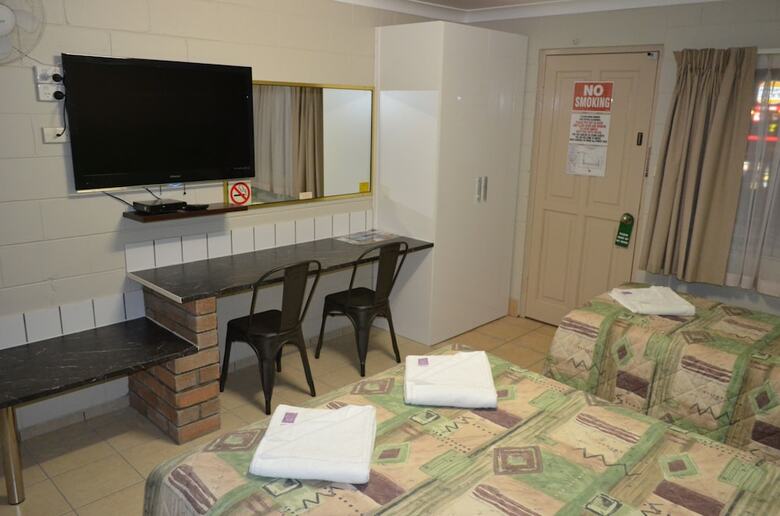 Welcome Home Motel And Apartments