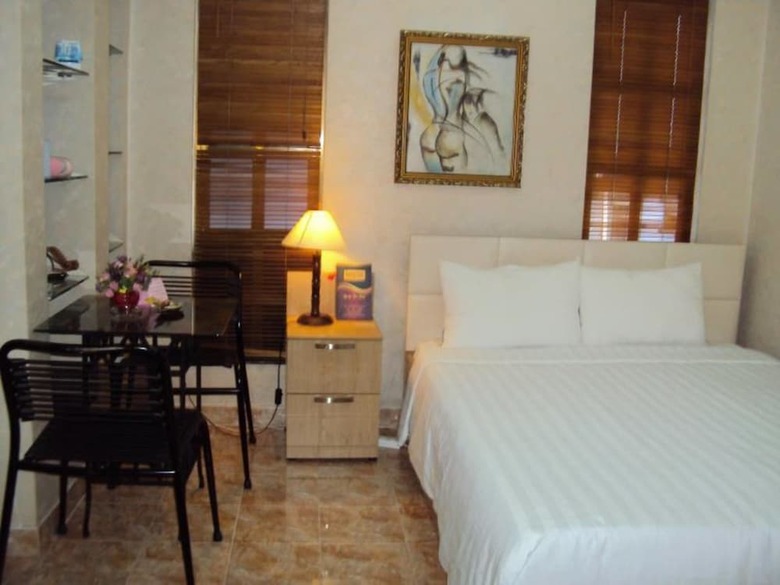 Huong Trinh Hotel