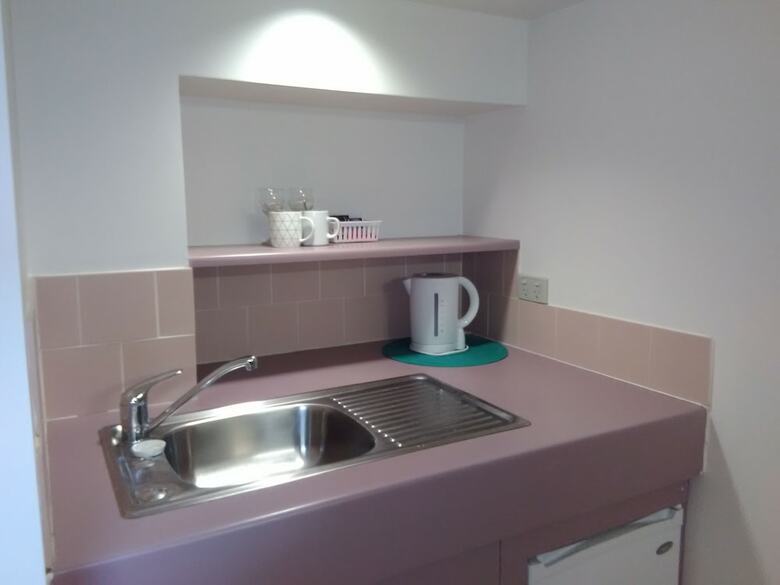 Tamwell Motel And Coffee Lounge