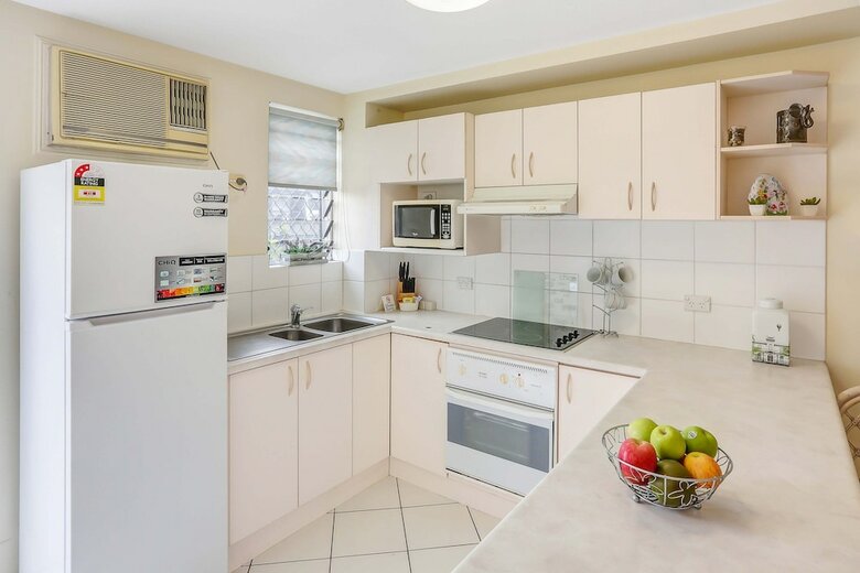 Koala Court Holiday Apartments