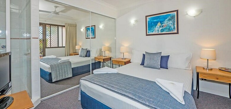 Burleigh On The Beach Holiday Apartments