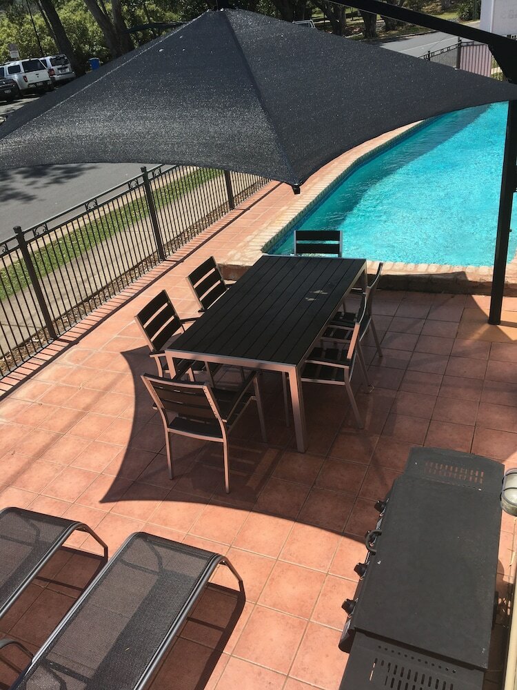 Whitsunday Waterfront Apartments