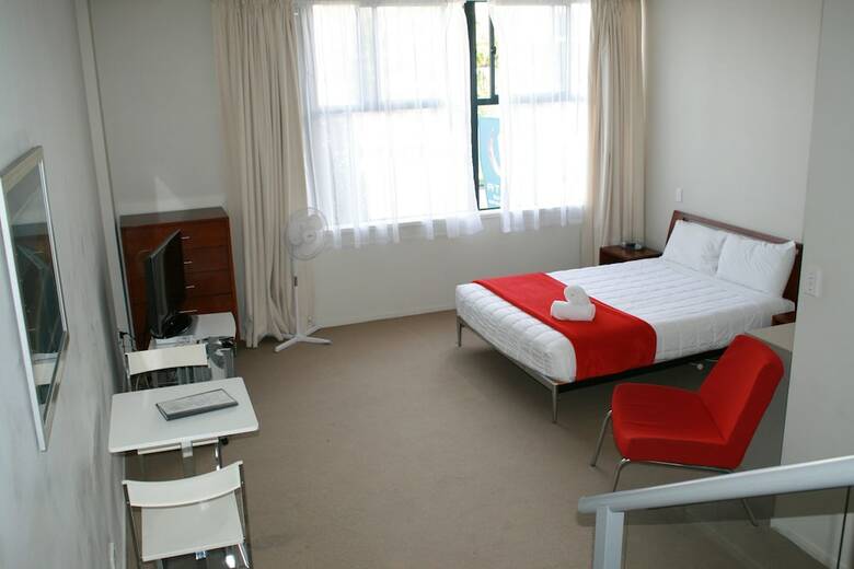 Atlas Suites And Apartments