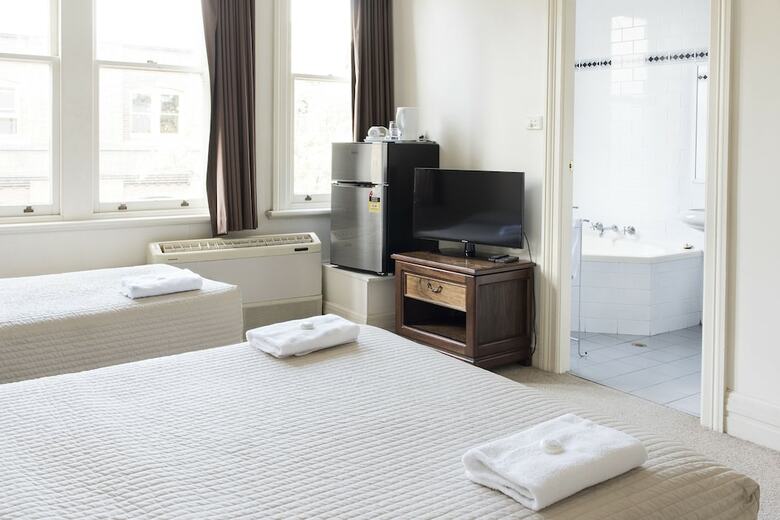 Mercantile Hotel The Rocks